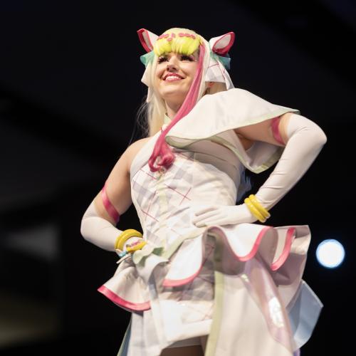 Cure Zukyoon from Kimi to Idol Precure
Cosplayer: Jillveon
https://www.instagram.com/jillveon/