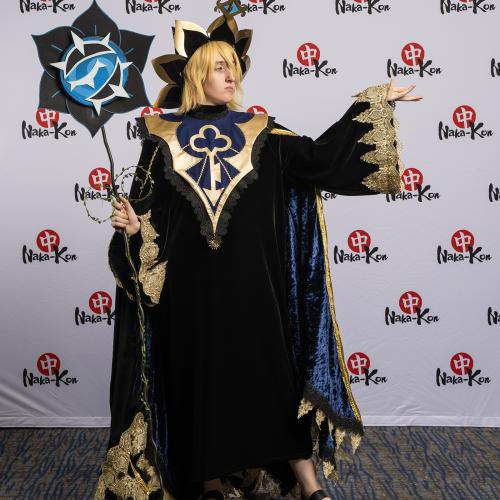 Truthless Recluse (Pure Vanilla Cookie) from Cookie Run: Kingdom
Cosplayer: Cameron
https://www.instagram.com/racc_oonss/